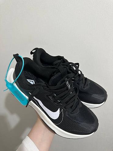 gore tex обувь: Мужские кроссовки, 42, Nike, Новый, цвет - Черный — 1