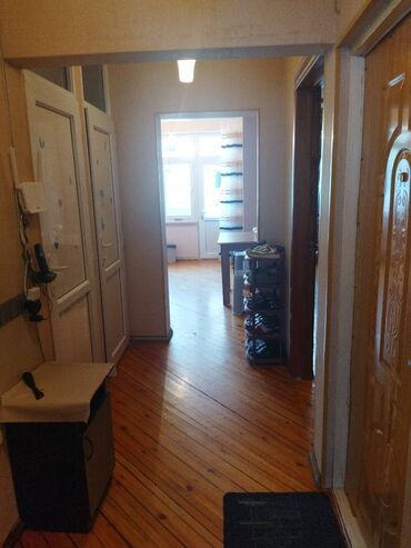 Uzunmüddətli kirayə mənzillər: Xətai rayonu,Gəncə pr,2 otaqlı,təmirli,əşyalı mənzil kirayə verilir.Bu — 5