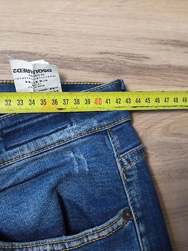 kosulja za manzetne: Dsquared2 muške farmerke, veličina 52. Model u tamno-plavom denimu sa — 5
