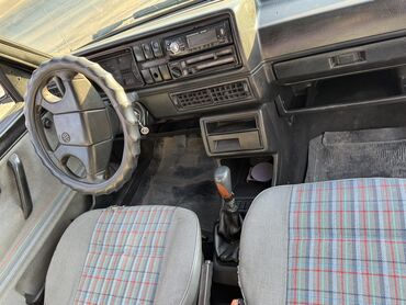 диск на пассат б3: Volkswagen Golf: 1992 г., 1.8 л, Механика, Бензин, Хетчбек