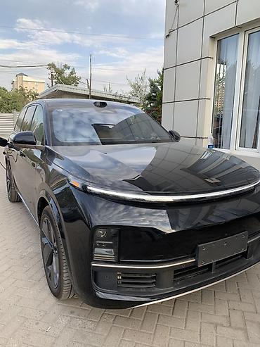 laux xt: Lixiang L9: 2025 г., 1.5 л, Автомат, Гибрид, Внедорожник — 1
