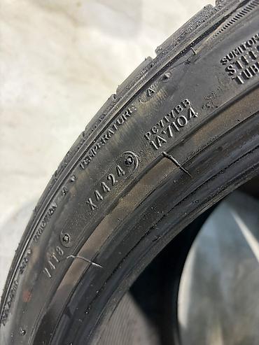 Təkərlər: İşlənmiş Şin Dunlop 285 / 35 / R 21 — 1