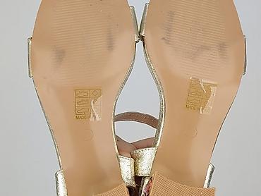 buty na platformie born2be: Sandały damskie, rozmiar 38 — 5