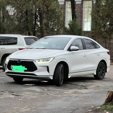 BYD: BYD E 3 электро мобил сатылат, кубаттагычы баары бар. Кыргызстанга