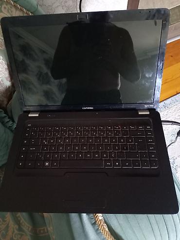compaq laptop: Compaq Presario CQ62 noutbuk - Ekran: 15.6" parlaq LCD - Klaviatura — 1