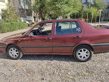 a8 d2: Volkswagen Vento: 1992 г., 2 л, Автомат, Бензин, Седан — 2
