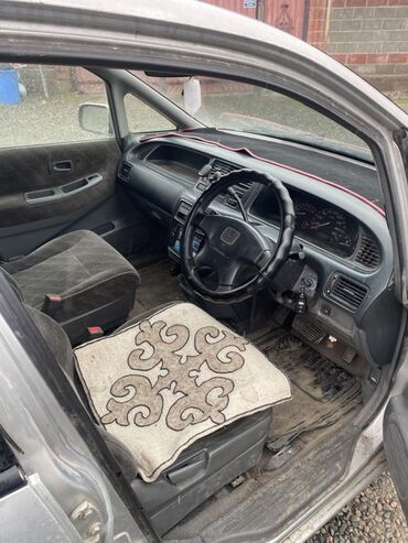 Honda: Honda Shuttle: 1999 г., Автомат, Бензин, Минивэн — 8