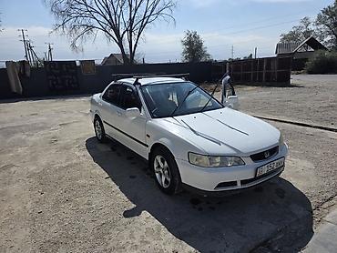 Honda Accord: 2002 г., 1.8 л, Автомат, Седан