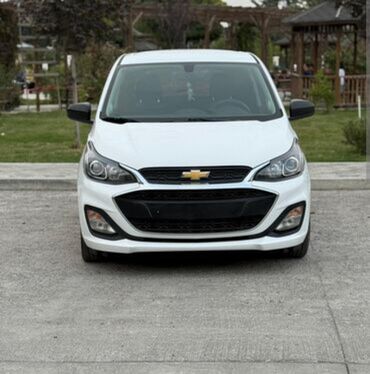 расрочкага машина берилет: Chevrolet Spark: 2018 г., 1 л, Автомат, Бензин, Хэтчбэк