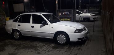 Daewoo: Daewoo Nexia: 2010 г., 1.6 л, Механика, Бензин, Седан