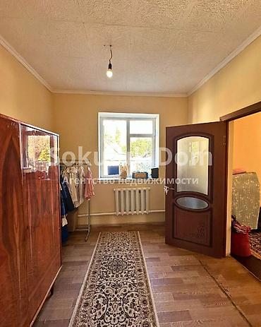 Продажа коттеджей и домов: 🏠Продается дом в с. Сокулук от трассы 200 метров, верхняя зона 🟡 — 5