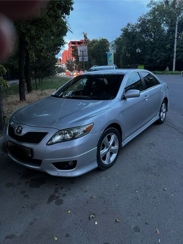 машина kg бишкек тойота: Toyota Camry: 2010 г., 2.5 л, Автомат, Бензин, Седан