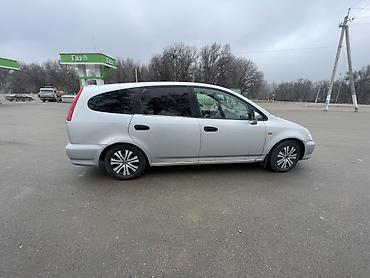 Honda: Honda Stream: 2002 г., 1.7 л, Механика, Газ, Хэтчбэк — 5