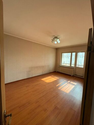 квартиру в ипотеку: 3 комнаты, 62 м², 105 серия, 8 этаж, Старый ремонт