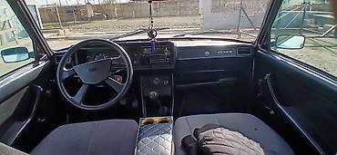 VAZ (LADA): VAZ 2107 sedan Xüsusiyyətlər: - Kuzov: 4 qapılı sedan, ağ rəng - — 3