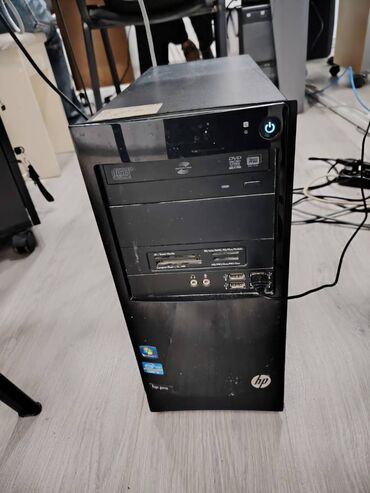 Masaüstü kompüterlər və iş stansiyaları: Masaüstü kompüterlər işləkdir. 6 ədəd PC, 6 ədəd monitor, 6 ədəd — 20