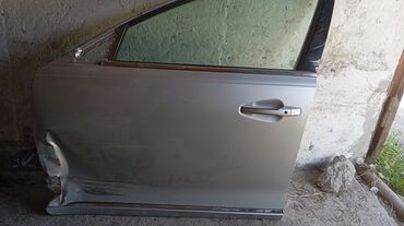 двери на матиз 2: Передняя левая дверь Kia 2017 г., Б/у, цвет - Серебристый,Оригинал