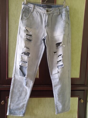 рваные джинсы: Прямые, Высокая талия, Рваные