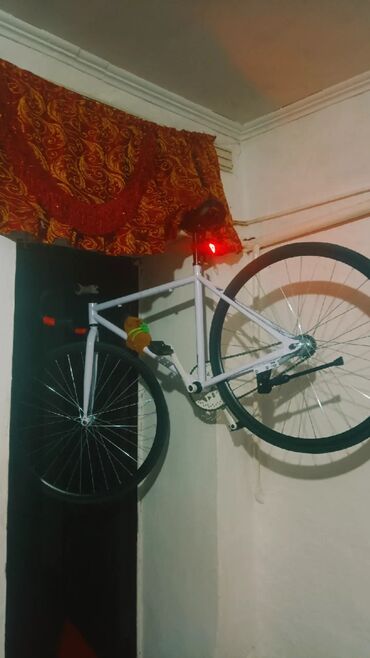 велосепед бишкек: Фикс/сингл-спид городской велосипед - Рама: легкая