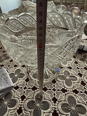 xrustal vaz: Çexiyanın xrustal meyvə qabları. Hünd 20sm, diam 24sm. Cütü 140 man — 3
