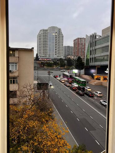 Köhnə tikili: Bakı, Yasamal, 1 otaqlı, Köhnə tikili, m. Elmlər Akademiyası, 46 kv. m — 20