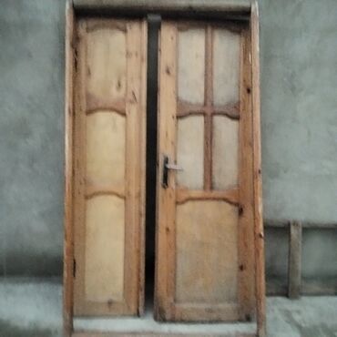Otaq qapıları: Məhsul: Taxta qapılar və pəncərə çərçivəsi komplekti - 2 ədəd taxta — 12