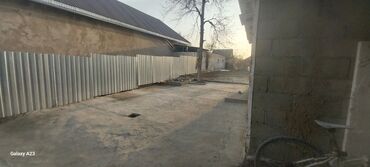 Продажа домов: Дача, 140 м², 4 комнаты, Собственник, Косметический ремонт at lalafo.kg — 20 Продажа домов: Дача, 140 м², 4 комнаты, Собственник, Косметический ремонт — 20