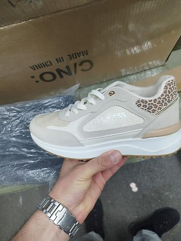 Patike: Guess patike NOVO Novo Brojevi 36 do 41 fb Moja Kupovina 1 april — 14