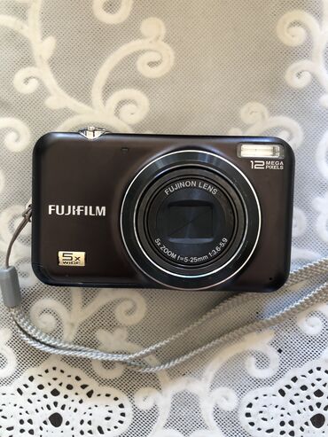 fujifilm baku: Fujifilm fotoparat satiram