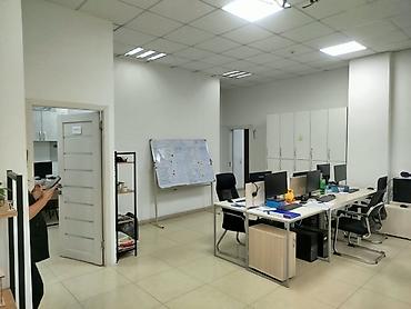 Коммерциялык мүлк: Сдается офисное помещение — 212 м2 Адрес: пересечение ул. Кулатова и — 2