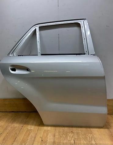 iridium: Дверь Задняя правая Mercedes-Benz, Б/у, Оригинал — 1