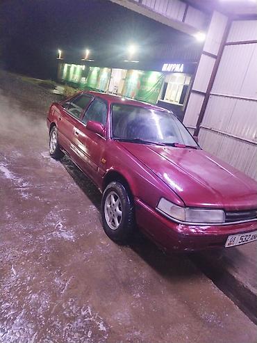 Mazda 626: 1990 г., Механика, Бензин, Седан