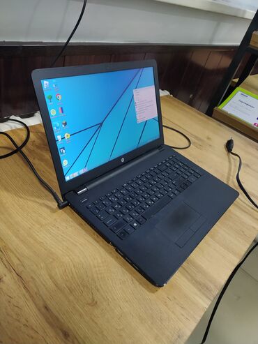 мощный комп: Ноутбук, HP, 4 ГБ ОЗУ, Intel Core i3, Б/у, Для несложных задач, память HDD