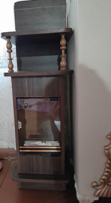 yun yorgan satisi: Taxta dekorlu skaf telefon altligi kimi istifade olunur. real alici — 1
