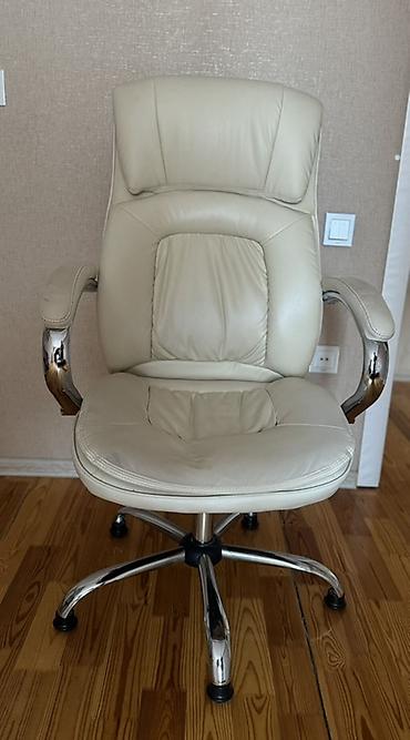 Ofis mebeli: Ergonomik ofis kreslosu – krem rəng - Rahat oturma və bel dəstəyi — 1