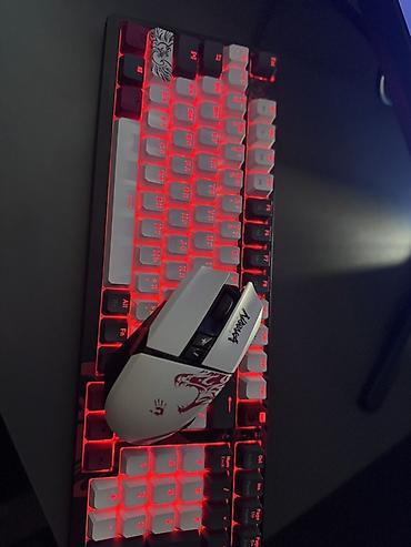 rant ace: Проводные гарнитуры, Bloody, Новый, цвет - Белый — 1