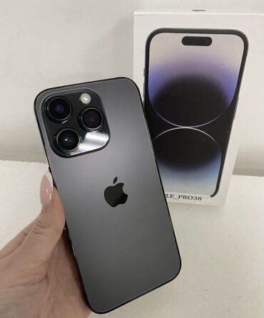 iphone 12 pro коробка: IPhone 14 Pro, Б/у, 256 ГБ, Black Titanium, Защитное стекло, Кабель, Коробка, 92 %