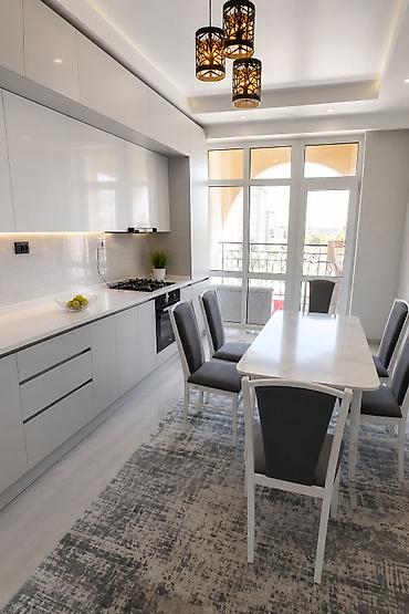 Продажа квартир: 2 комнаты, 90 м², Элитка, 8 этаж, Дизайнерский ремонт — 16