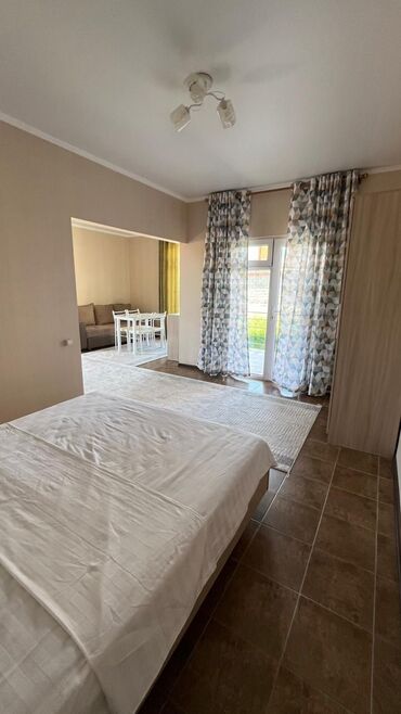 Иссык-Куль 2025: Коттедж, Манго лейк Бостери, Барбекю, Охраняемая территория, Парковка, стоянка — 13