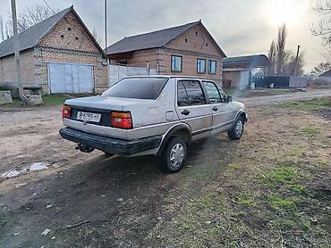 Volkswagen: Volkswagen Jetta: 1988 г., Седан — 3