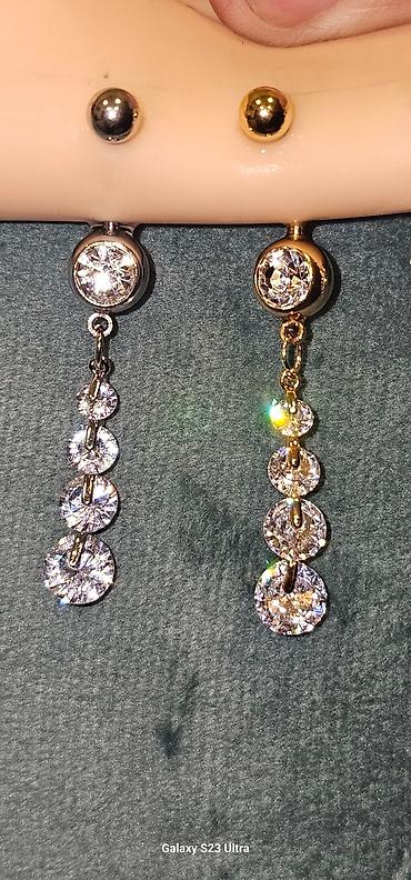 Pirsinq: Persink 
göbək sırğası — 5