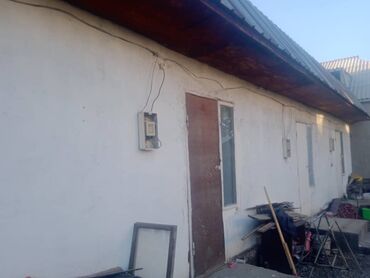 Долгосрочная аренда комнат: Сдаётся простое жилое помещение: две смежные комнаты в одноэтажном — 9