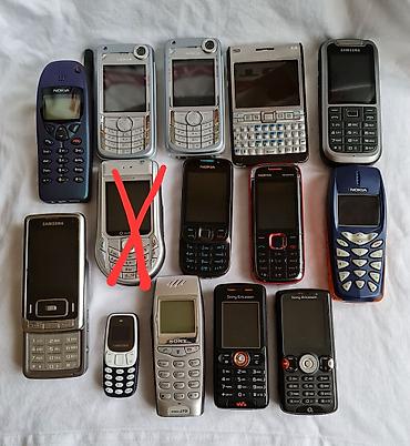 sony: Kolekcija klasičnih mobilnih telefona – više modela Nokia, Samsung — 1