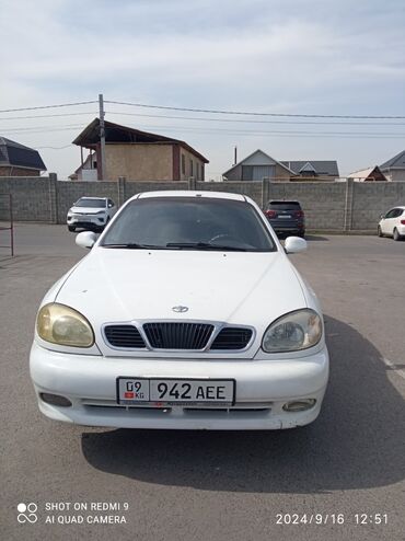 объем 1: Daewoo Lanos: 1998 г., 1.5 л, Механика, Бензин, Седан