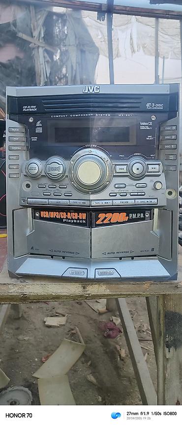 Audio: JVC MX-SK1 kompakt komponent sistem Xüsusiyyətlər: - 3-Discli Play — 5