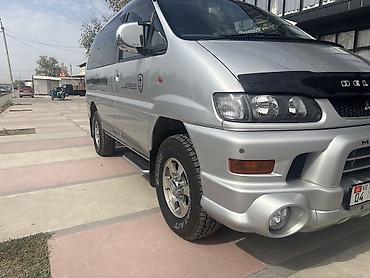 авто домик: Mitsubishi Delica: 2004 г., Минивэн — 3