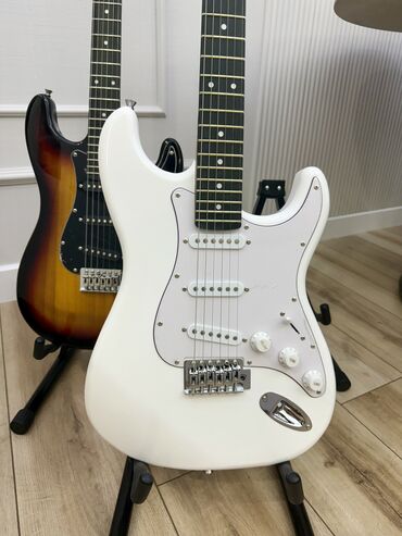 Гитары: Электрогитара новая. Тип стратокастер, ST, Stratocaster. В комплекте