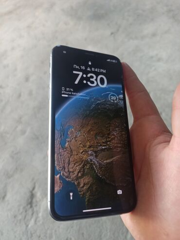 xr в корпусе: IPhone X, Колдонулган, 64 ГБ, Ак, Заряддоочу түзүлүш, 100 %