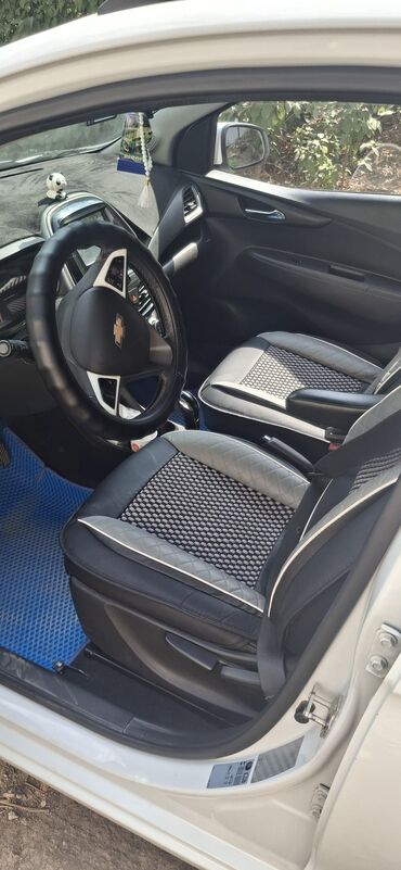 Chevrolet: Chevrolet Spark: 2018 г., 0.1 л, Вариатор, Бензин, Хэтчбэк — 7