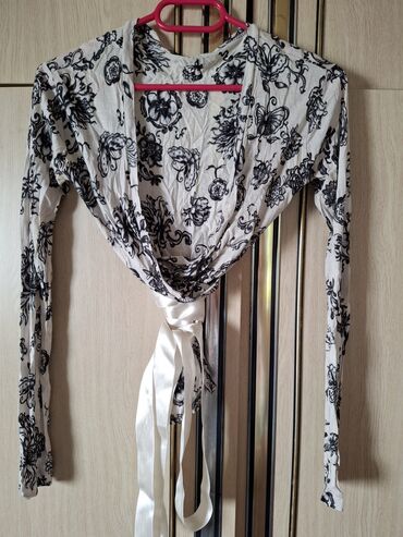 boss košulje: M (EU 38), S (EU 36), Viscose, Floral, color - White